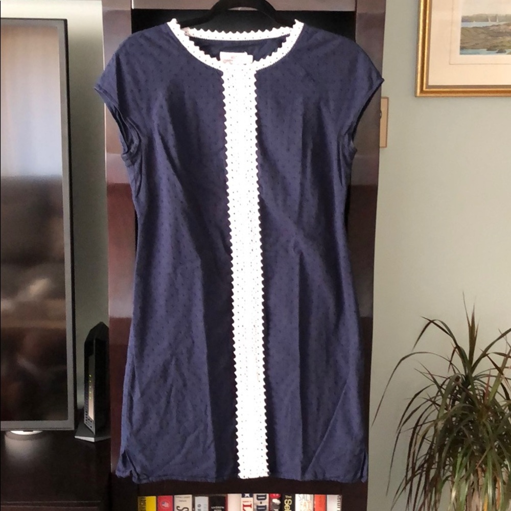 Vineyard vines navy dress